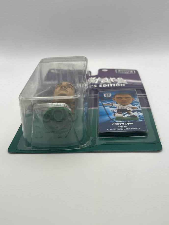 Kieron Dyer - Corinthian ProStars Collector's Edition Series 19 - England - PRO747