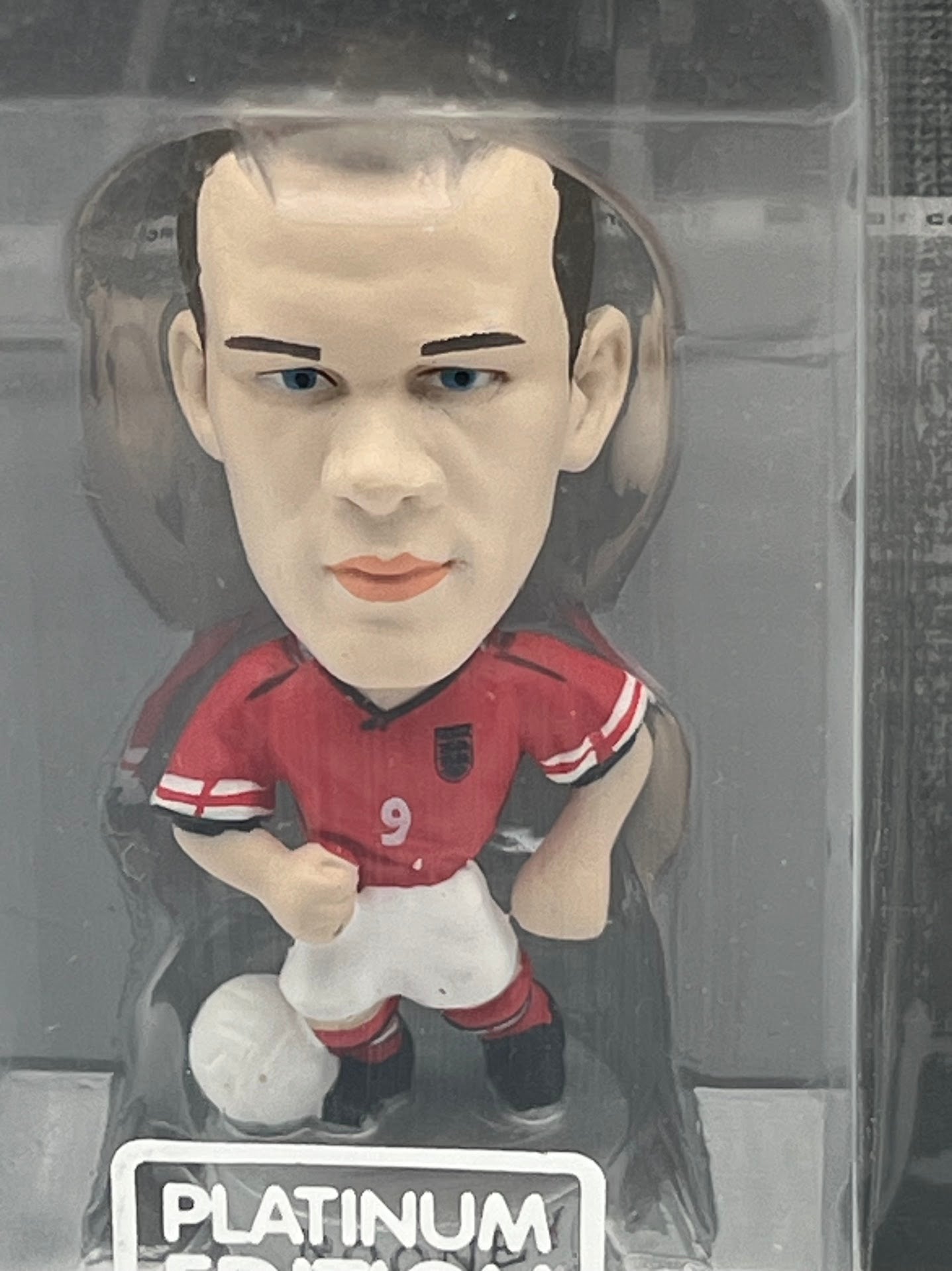 Wayne Rooney - Corinthian Football Figure - Platinum Edition - England Away - PP869 / PRO869