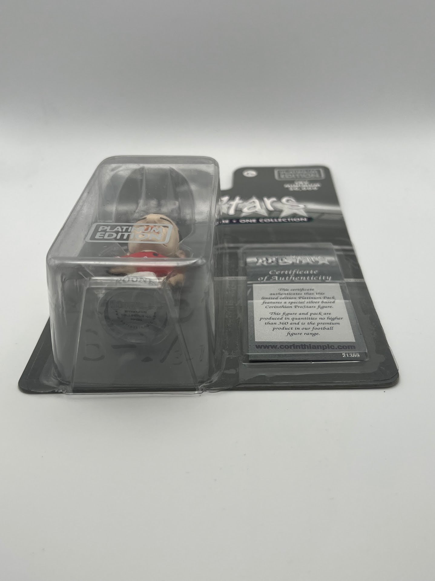 Wayne Rooney - Corinthian Football Figure - Platinum Edition - England Away - PP869 / PRO869