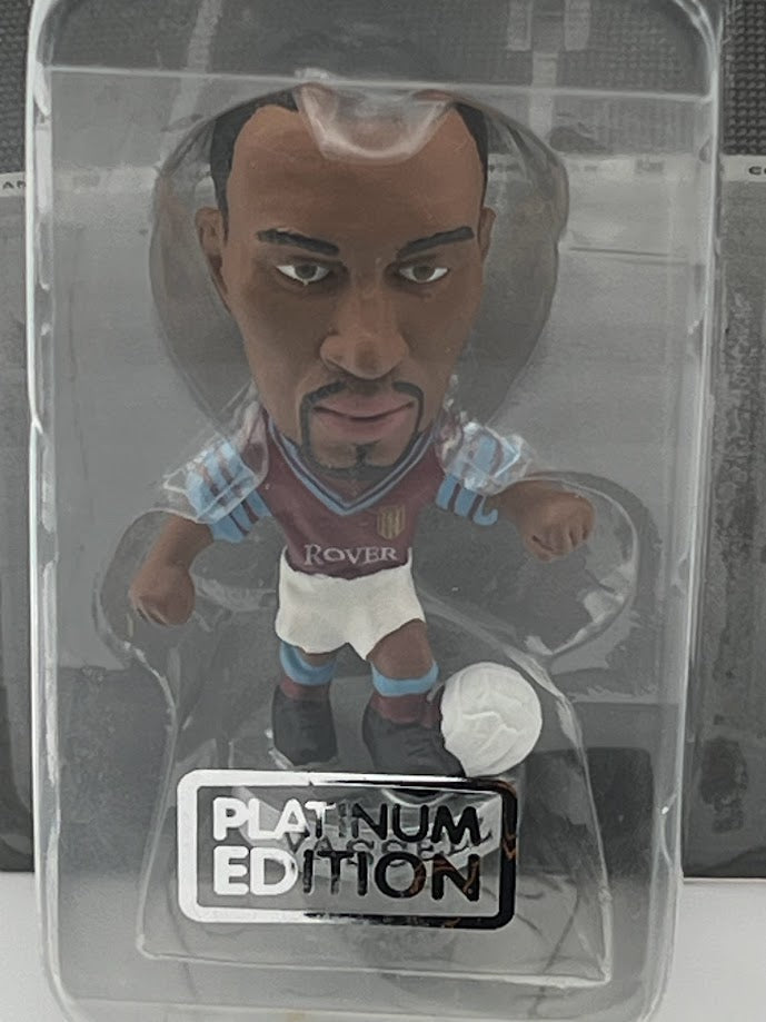 Dariuss Vassell - Corinthian ProStars Football - Collector's Edition Platinum Figure - Series 18 - Aston Villa - PRO690 / PP690