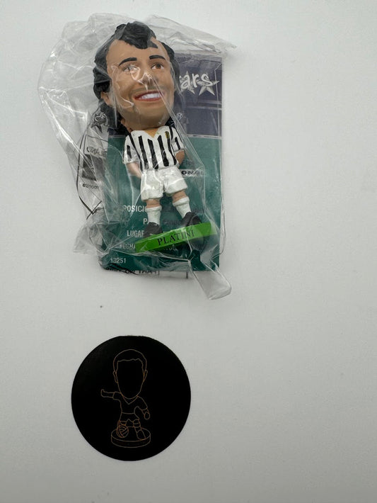 Michel Platini - Juventus - Corinthian ProStars Fans Favourites Figure - FF184
