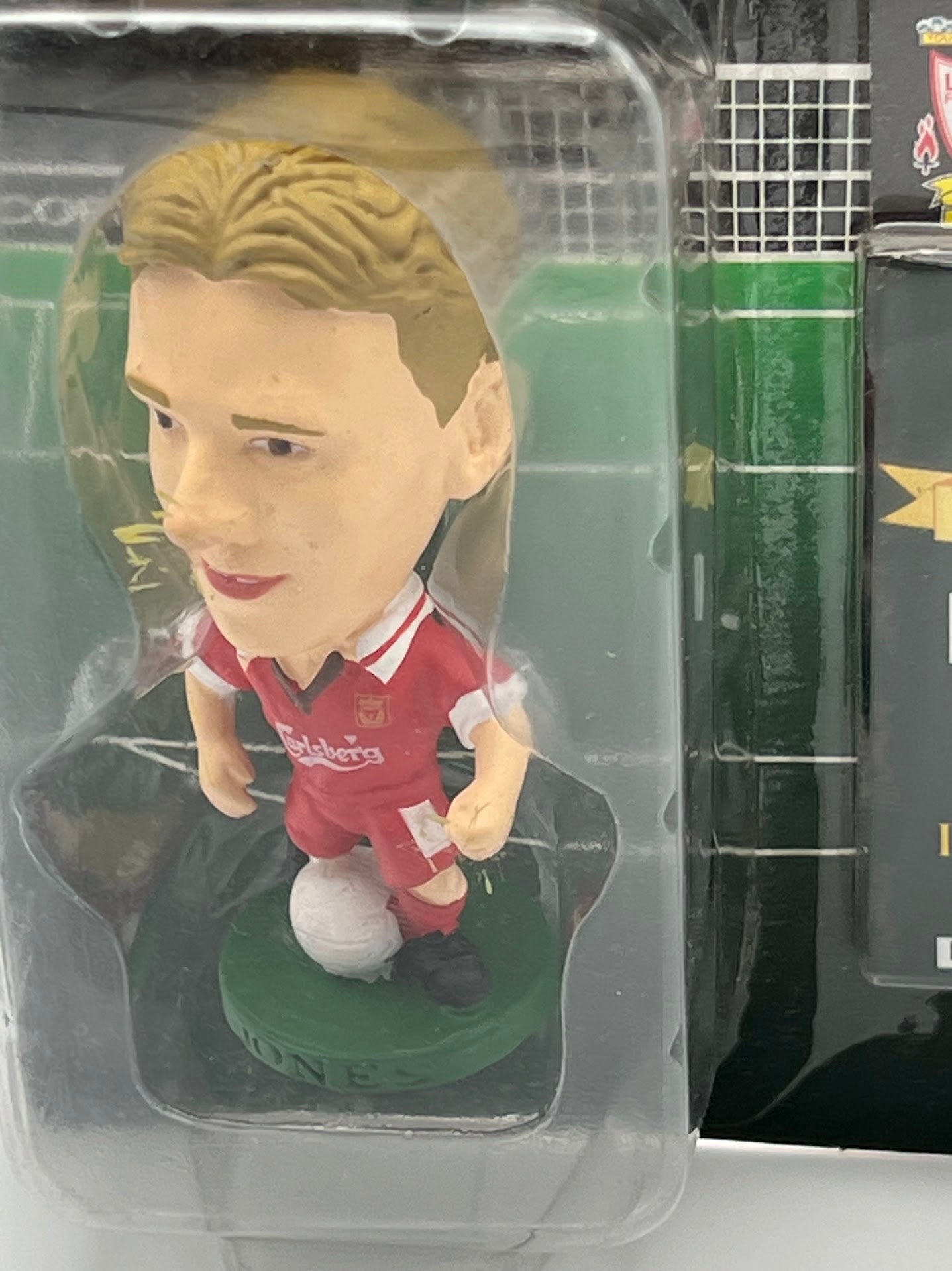 Rob Jones Corinthian Football Figure - LIVERPOOL - PL166 B - Collectible