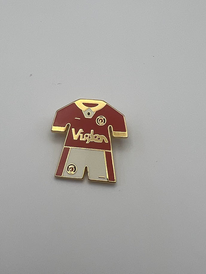 Charlton Athletic - Kit Pin Badge