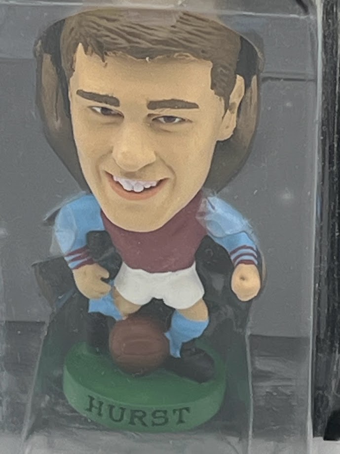 Geoff Hurst - Corinthian Football Figure - West Ham United - ProStars World Club Legends - PRO445