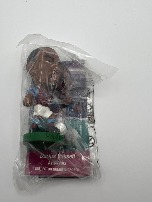 DARIUS VASSELL Corinthian Prostars ASTON VILLA F.C Football Figure PRO690