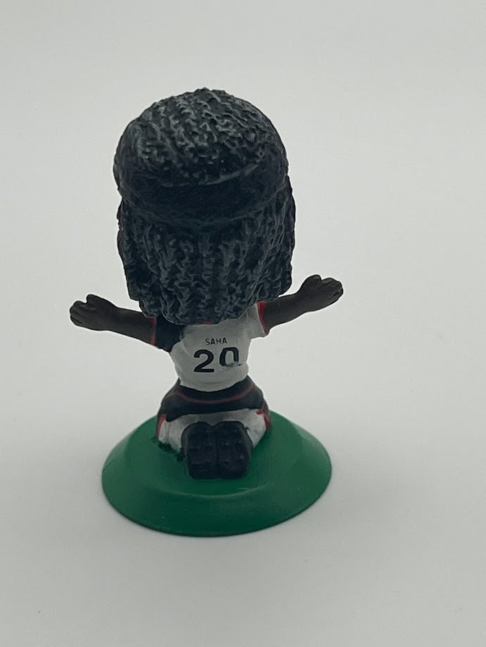 Louis Saha - Loose Fulham Corinthian Figure - MicroStars - Green Base MC1447