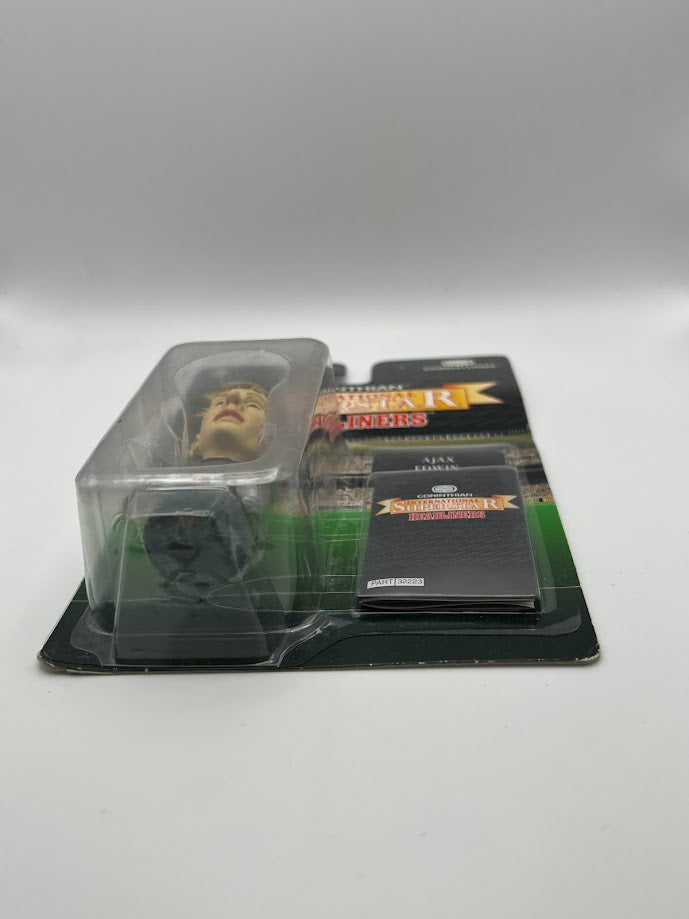 Edwin Van Der Sar Corinthian Football Figure - Ajax - HOL004 - Collectible